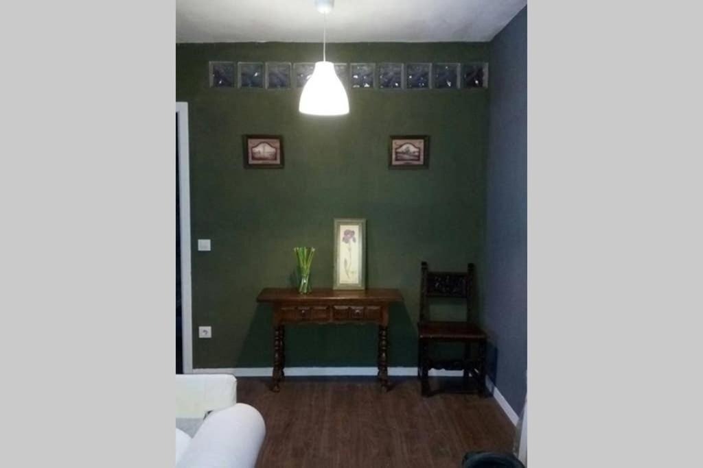 Sevilla ,piso completo en buena zona,Wifi y aparcamiento Exterior foto